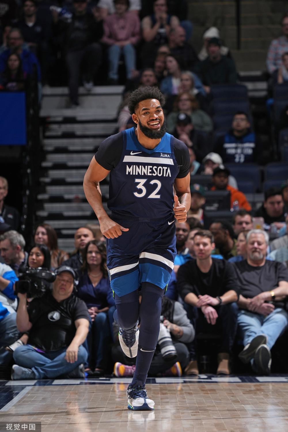 让年轻球员 让年轻球员